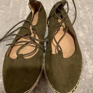 Espirit espadrilles with ankle tie